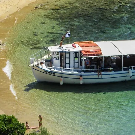 Lovely Santorini 3 Bedrooms Petra Private Pool