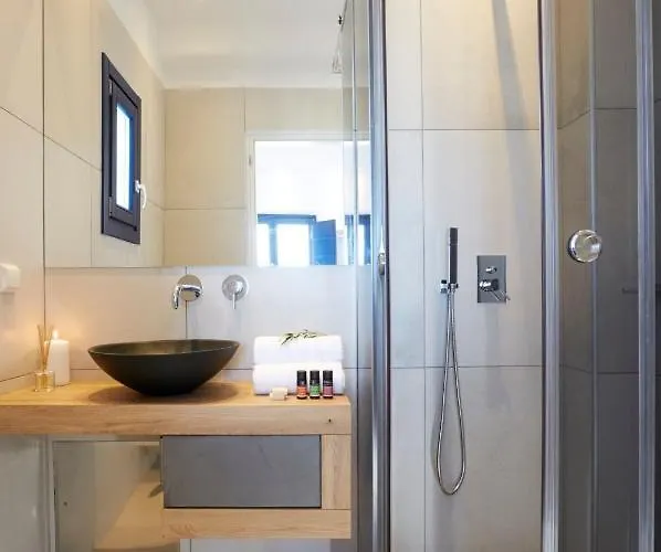 Lovely Santorini 3 Bedrooms Petra Private Pool 别墅 *