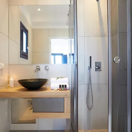 Lovely Santorini 3 Bedrooms Petra Private Pool Villa *